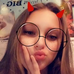 Meet your Posher, Madalynn